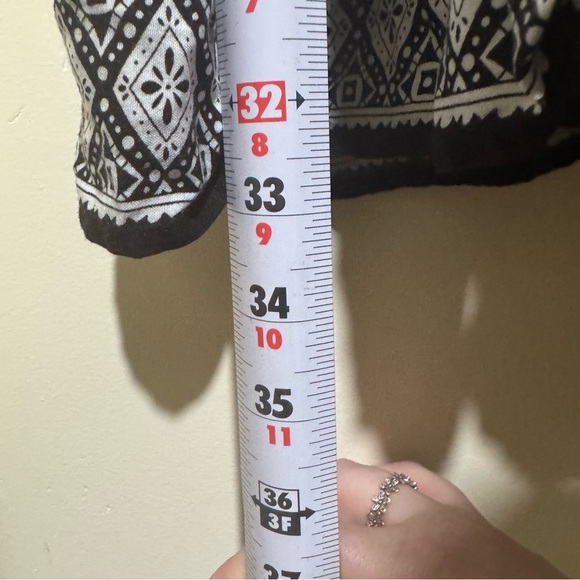 Women’s White Stag Boho Vintage Hippie Black and White Patterned Maxi Skirt 8/10 - Picture 16 of 16